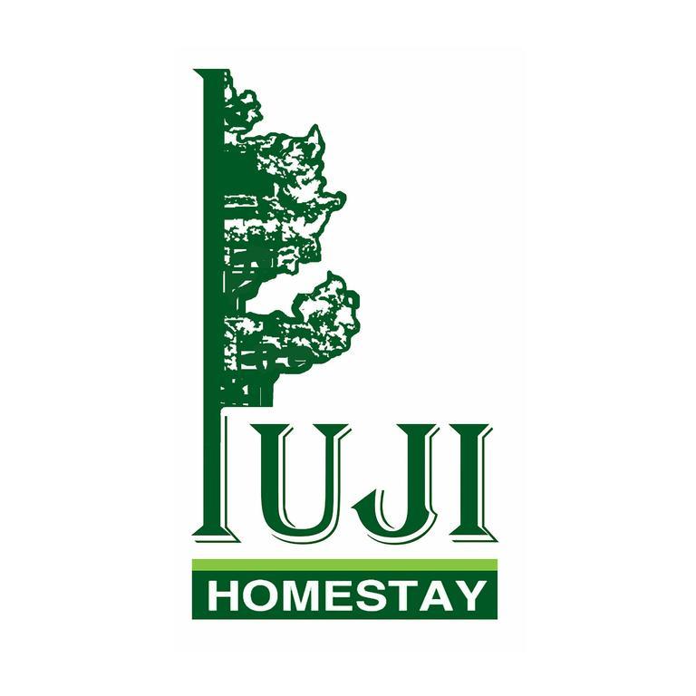 Puji Homestay Mataram Esterno foto